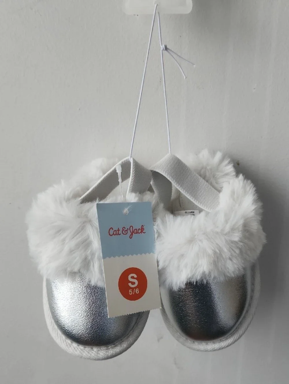 Cat & Jack Silver Metallic Slip-On Slippers with White Faux Fur Trim